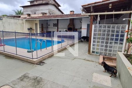 Casa à venda com 132m², 3 quartos e 3 vagas