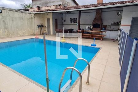 Casa à venda com 132m², 3 quartos e 3 vagas