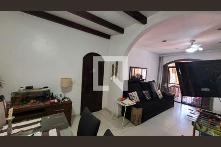 Casa à venda com 4 quartos, 372m² em São Francisco, Niterói