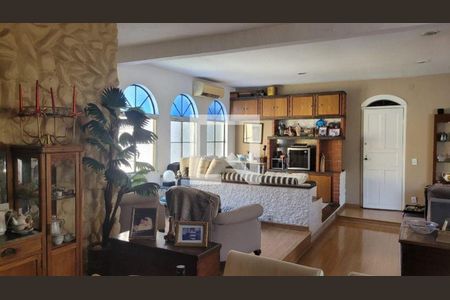 Casa à venda com 4 quartos, 372m² em São Francisco, Niterói