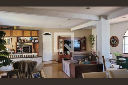 Casa à venda com 4 quartos, 372m² em São Francisco, Niterói