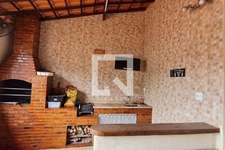 Casa à venda com 121m², 3 quartos e 2 vagas