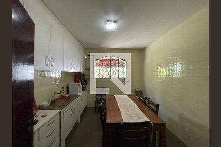 Casa à venda com 4 quartos, 304m² em Badu, Niterói