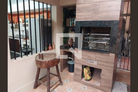 Casa à venda com 5 quartos, 256m² em Barreto, Niterói