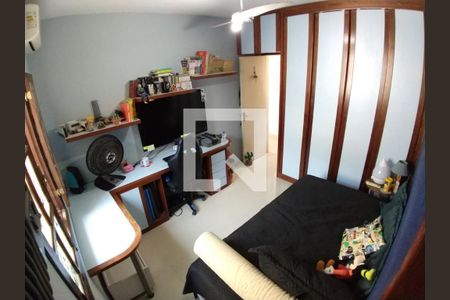 Casa à venda com 3 quartos, 280m² em Maravista, Niterói