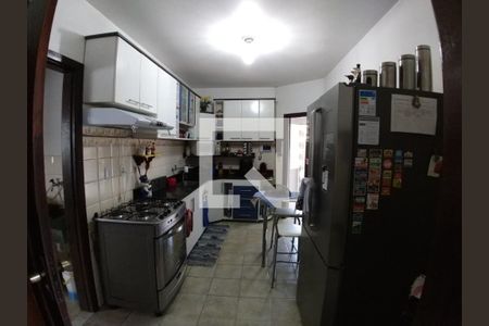 Casa à venda com 3 quartos, 280m² em Maravista, Niterói