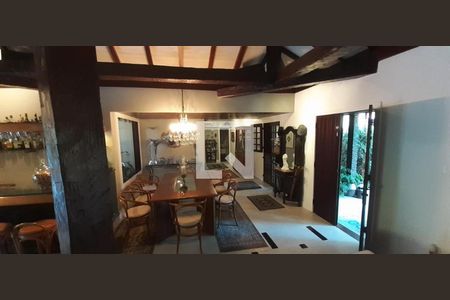 Casa à venda com 4 quartos, 202m² em Vila Progresso, Niterói