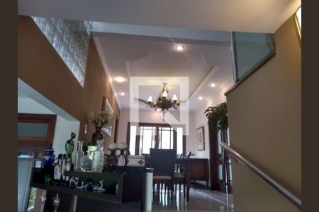 Casa à venda com 4 quartos, 450m² em Itaipu, Niterói