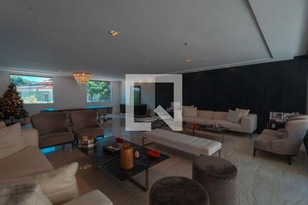 Casa à venda com 5 quartos, 600m² em São Francisco, Niterói