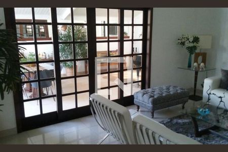 Casa à venda com 4 quartos, 360m² em São Francisco, Niterói