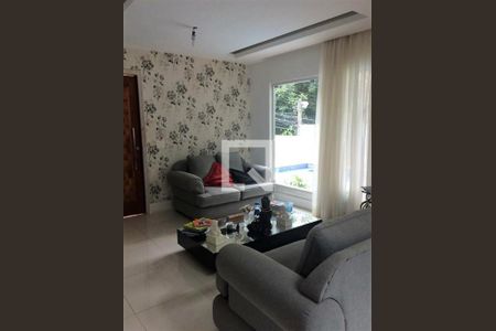 Casa à venda com 3 quartos, 220m² em Itaipu, Niterói