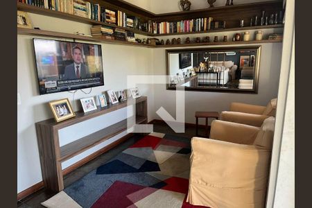 Casa à venda com 4 quartos, 280m² em Pendotiba, Niterói