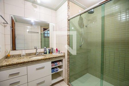 Casa à venda com 4 quartos, 440m² em Vila Progresso, Niterói