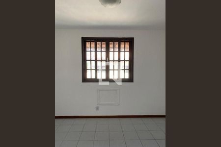 Casa à venda com 3 quartos, 180m² em Camboinhas, Niterói