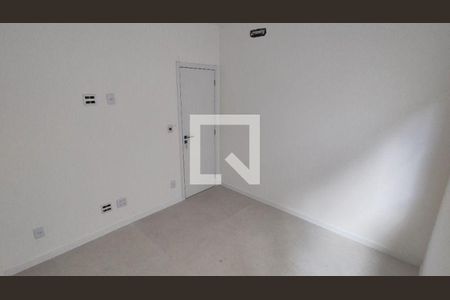 Casa à venda com 3 quartos, 118m² em Maravista, Niterói