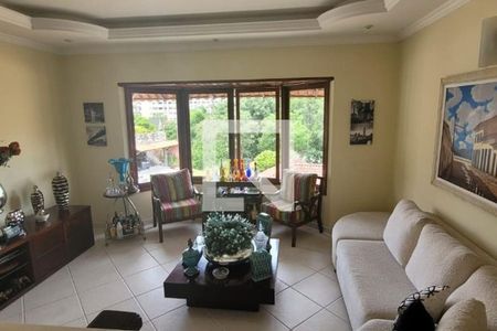 Casa à venda com 5 quartos, 274m² em Maria Paula, Niterói