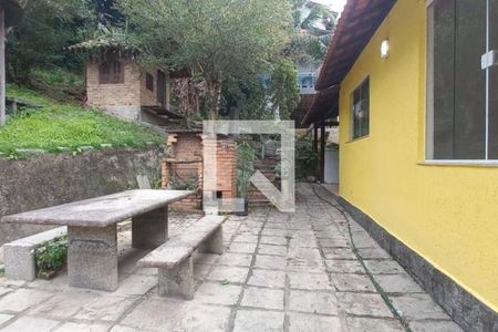 Casa à venda com 2 quartos, 200m² em Maravista, Niterói