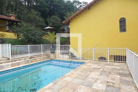 Casa à venda com 2 quartos, 200m² em Maravista, Niterói