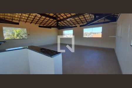 Casa à venda com 3 quartos, 403m² em Piratininga, Niterói