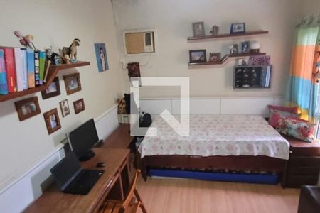 Casa à venda com 3 quartos, 143m² em São Francisco, Niterói