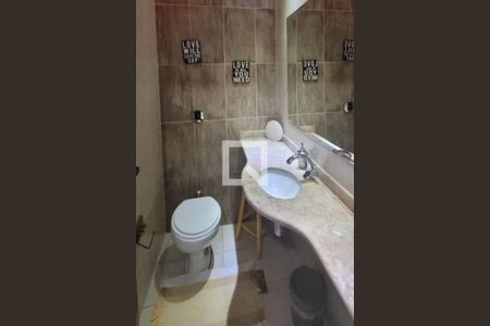 Casa à venda com 143m², 3 quartos e 2 vagas