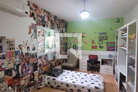 Casa à venda com 143m², 3 quartos e 2 vagas