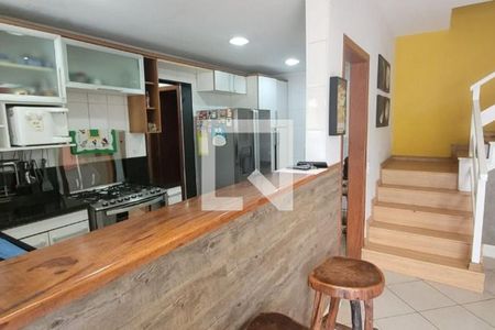 Casa à venda com 143m², 3 quartos e 2 vagas
