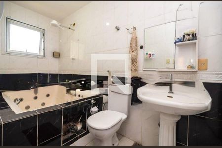 Casa à venda com 254m², 3 quartos e 6 vagas