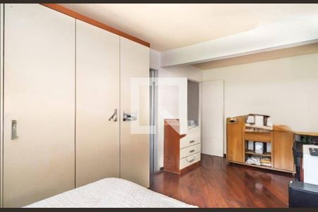 Casa à venda com 254m², 3 quartos e 6 vagas