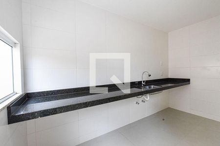 Casa à venda com 111m², 3 quartos e 2 vagasCozinha