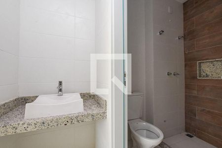 Casa à venda com 111m², 3 quartos e 2 vagasBanheiro da Suíte 1