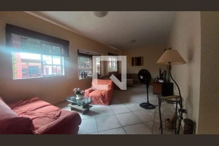 Casa à venda com 4 quartos, 450m² em Maravista, Niterói