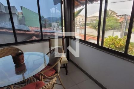Casa à venda com 271m², 5 quartos e 4 vagas