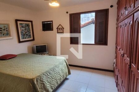 Casa à venda com 271m², 5 quartos e 4 vagas