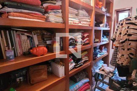 Casa à venda com 271m², 5 quartos e 4 vagas