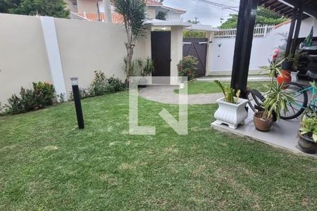Casa à venda com 271m², 5 quartos e 4 vagas