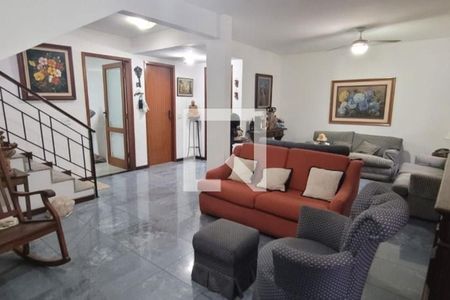 Casa à venda com 5 quartos, 271m² em Piratininga, Niterói