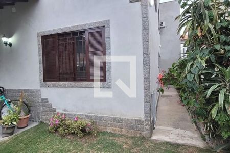 Casa à venda com 271m², 5 quartos e 4 vagas