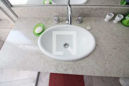 Apartamento à venda com 125m², 3 quartos e 2 vagasQuarto 1 - Suíte Banheiro 