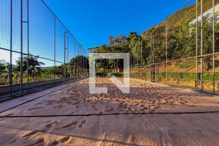 Casa de condomínio à venda com 300m², 4 quartos e 4 vagasÁrea externa