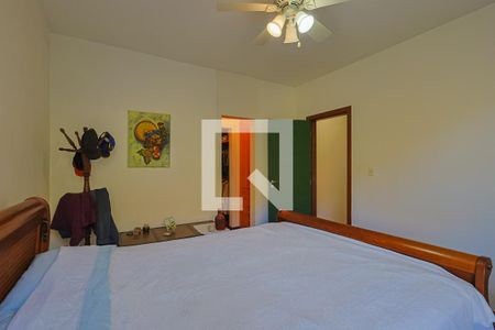 Casa de condomínio à venda com 300m², 4 quartos e 4 vagasQuarto 4