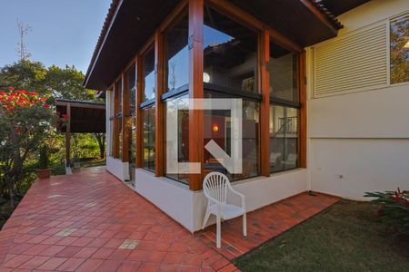 Casa de condomínio à venda com 300m², 4 quartos e 4 vagasÁrea externa