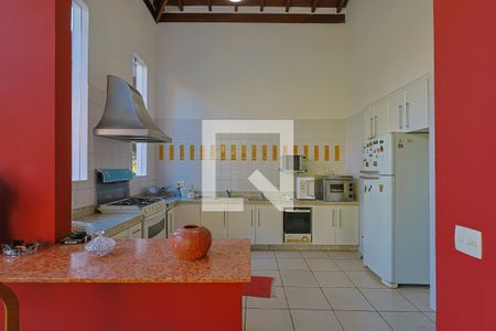 Casa de condomínio à venda com 300m², 4 quartos e 4 vagasCozinha