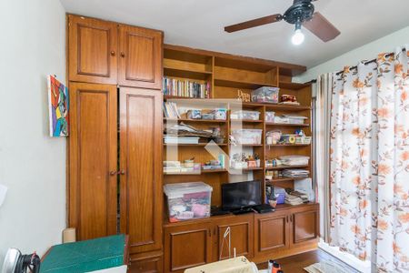 Apartamento à venda com 120m², 3 quartos e 2 vagasQuarto 1 - Armários