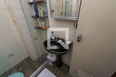 Apartamento à venda com 120m², 3 quartos e 2 vagasBanheiro Social