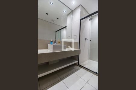 Apartamento para alugar com 46m², 1 quarto e 1 vaga Apartamento para alugar com 46m², 1 quarto e 1 vagaBanheiro da Suíte