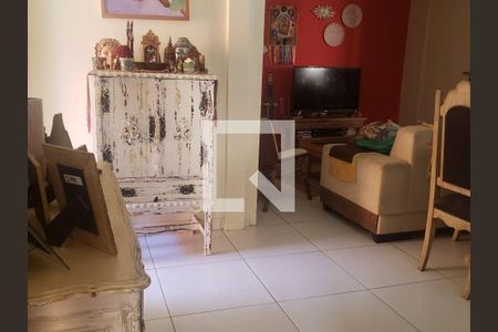 Casa à venda com 3 quartos, 140m² em Engenho do Mato, Niterói