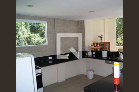 Casa à venda com 4 quartos, 260m² em Badu, Niterói