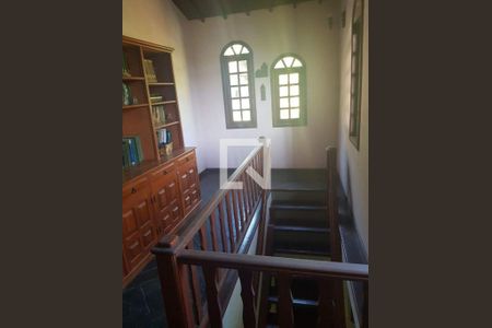 Casa à venda com 5 quartos, 300m² em Santo Antônio, Niterói