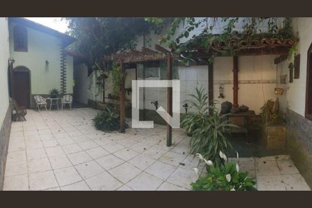 Casa à venda com 5 quartos, 300m² em Santo Antônio, Niterói